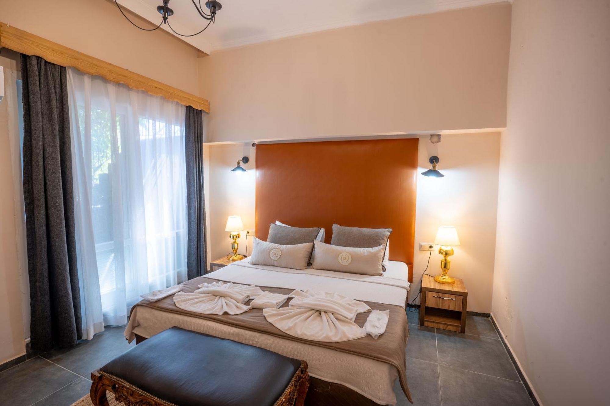 Simlarda Country Club Ayvalik Villa Exterior photo